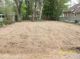 1069 Agard Ave, Benton Harbor, MI 49022