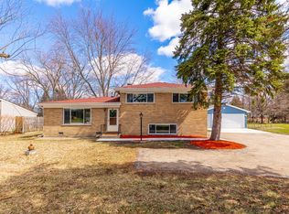 217 N Wolf Rd, Prospect Heights, IL 60070