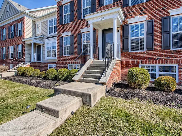 3812 Dowitcher Ln — Photo 3
