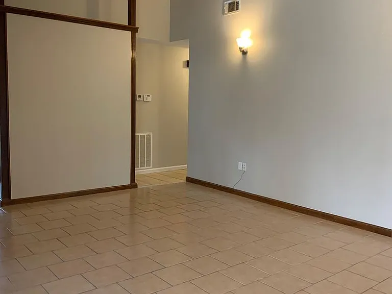 13431 Briargrove Ave — Photo 5
