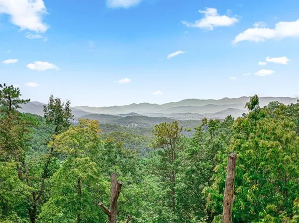 1268 Coon Creek Rd, Franklin, NC 28734