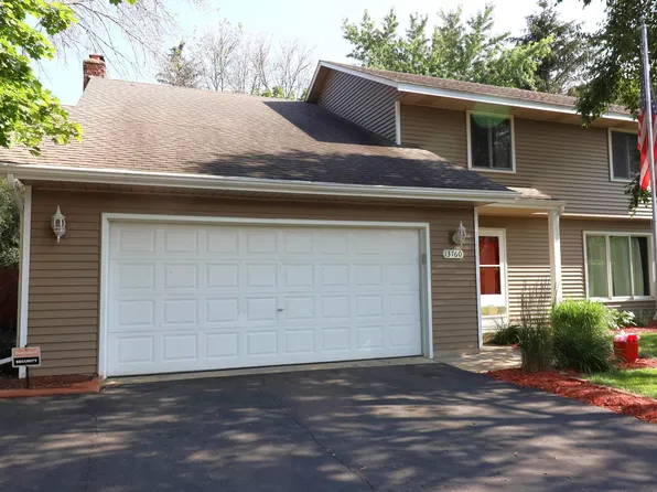 13760 Hanover Way, Apple Valley, MN 55124