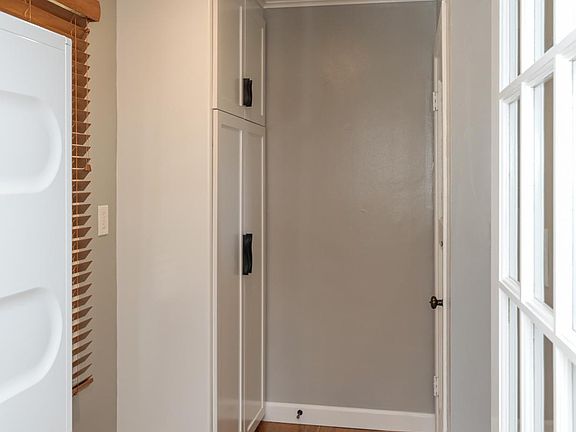 2nd image of 1030 Hopkins Ave