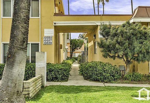 2nd image of 10027 Sepulveda Blvd
