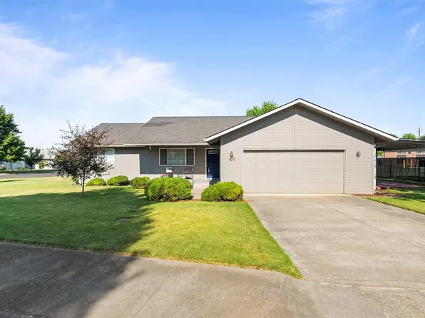 102 SE Maple, College Place, WA 99324