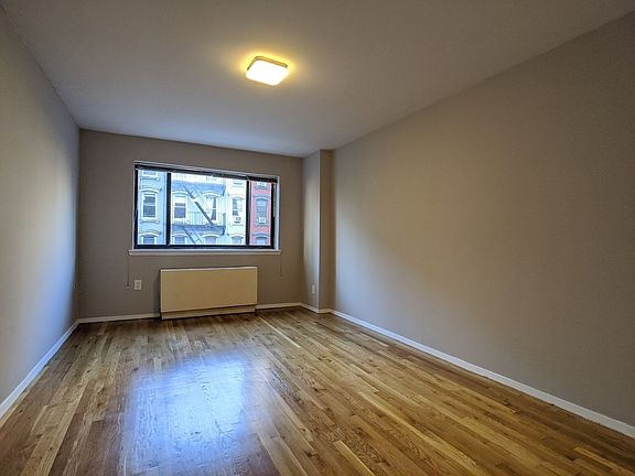 2nd image of 210 E 29th St APT 4C