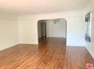 829 N Ridgewood Pl, Los Angeles, CA 90038
