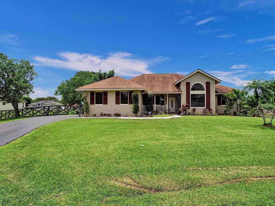 1st image of 20524 SW 52nd Manor
