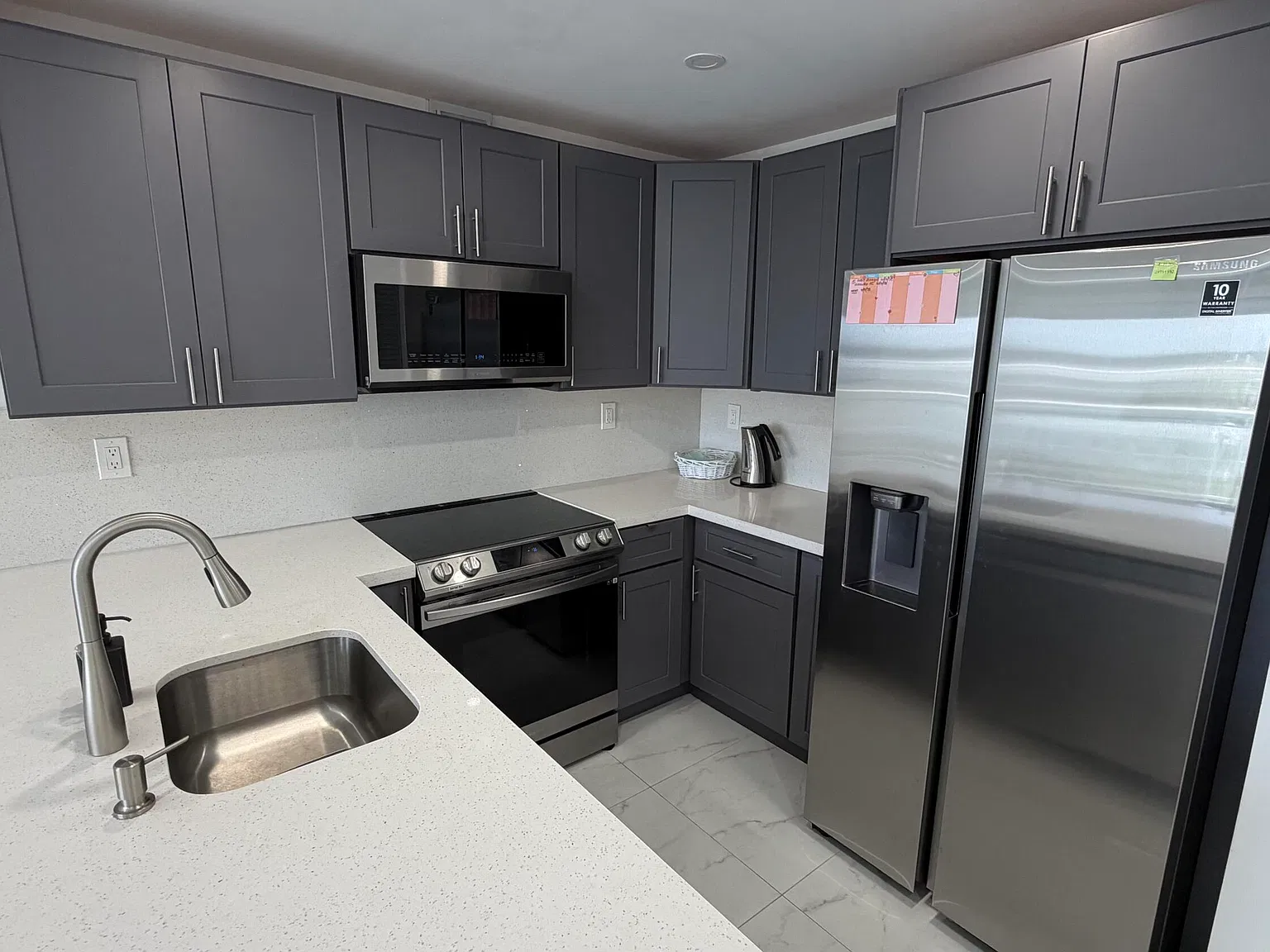 1 bed, 1.0 bath, 680 sqft, $2,200 — Photo 3