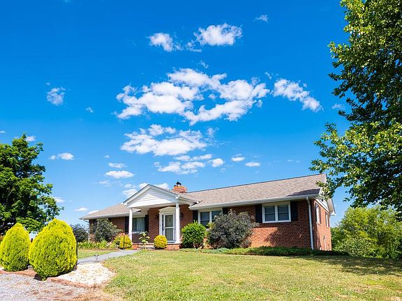 3rd image of 2521 Mount Hebron Rd