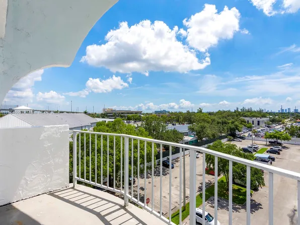 484 NW 165th Street Rd APT A615, Miami Gardens, FL 33169