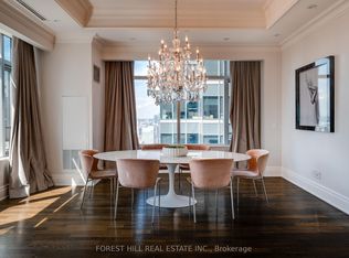 311 Bay St #3901, Toronto, ON M5H 4G5