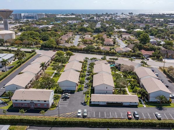 2017 S Seacrest Blvd APT D