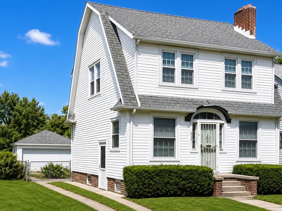 2nd image of 15369 Wisconsin St