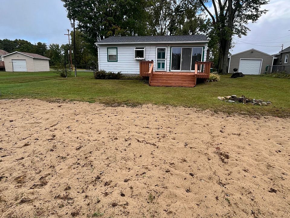 1st image of 25033 Twin Shores Dr