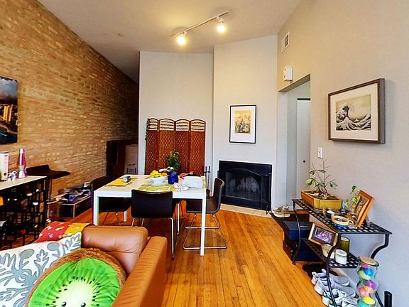 4th image of 3454 N Southport Ave #2