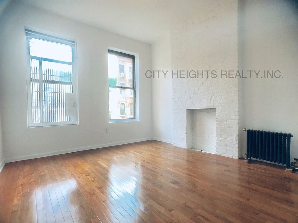 1st image of 211 E 10th St #10A