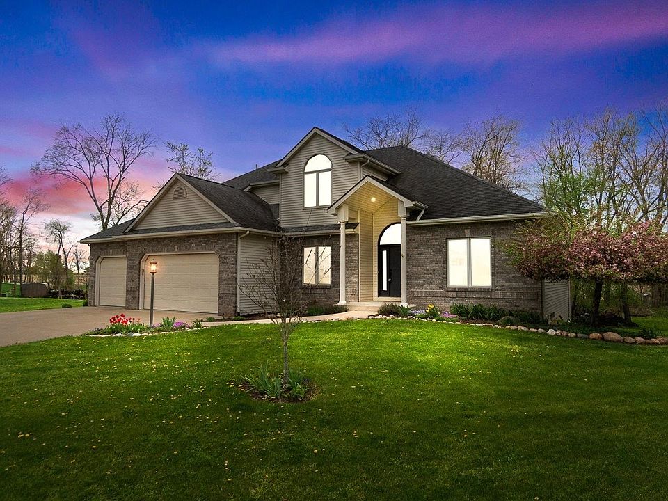 1st image of 334 W Whispering Ln