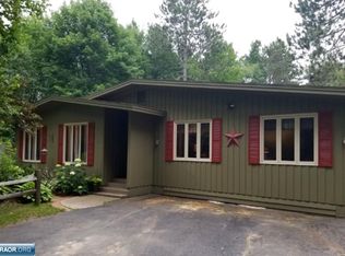 8824 Palm Rd, Britt, MN 55710