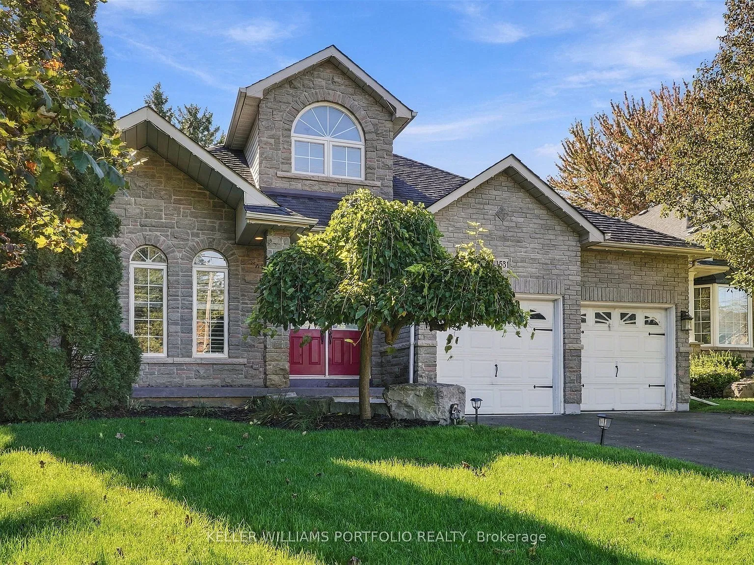 5 bed, $4,000 — Photo 1