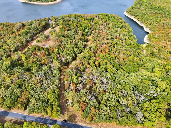 000 Royal Point Drive, Shell Knob, MO 65747