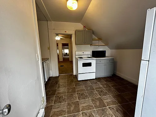 1814 Summit St #1820 Photo 1