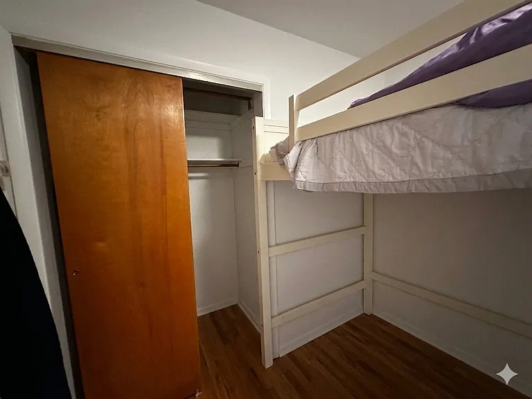 9488 Conklin Ave — Photo 21