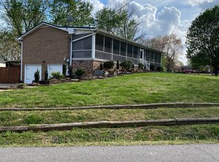 2280 Dewitt Dr, Clarksville, TN 37043
