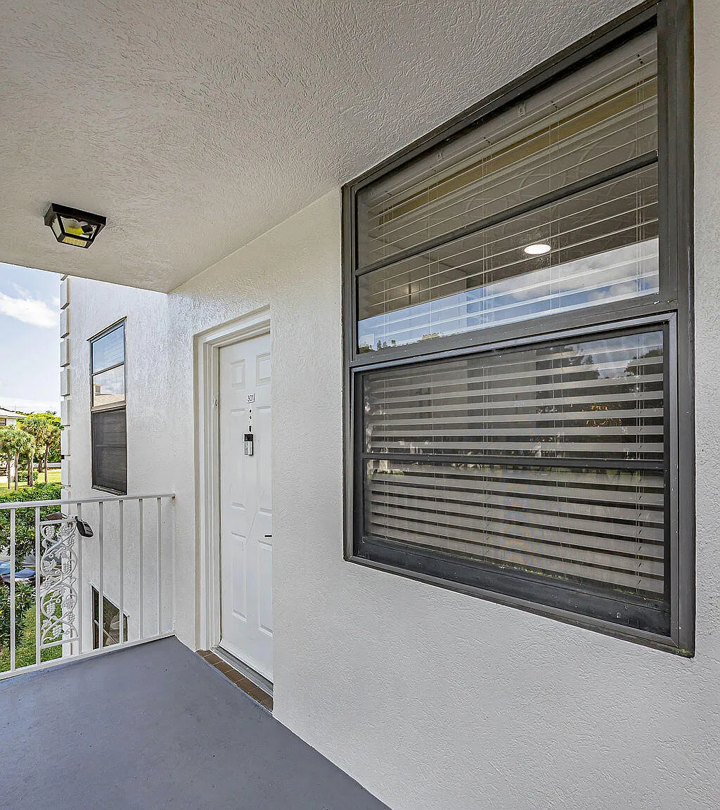 2 bed, 2.0 bath, 1437 sqft, $2,500 — Photo 4