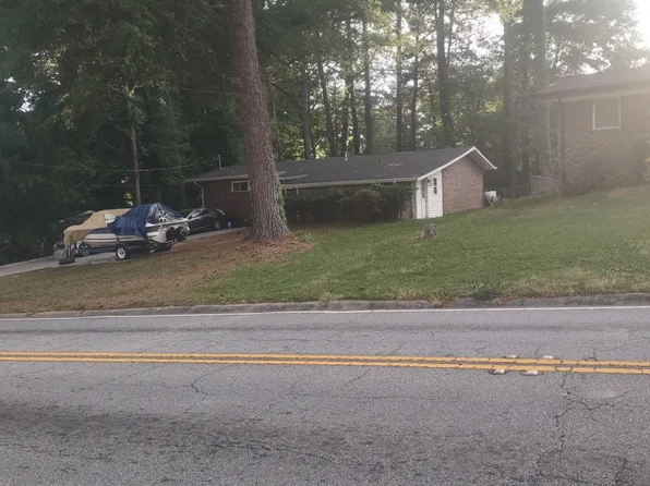 6419 Maddox Rd, Morrow, GA 30260