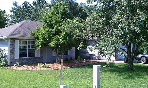 1st image of 2216 Maricopa Dr