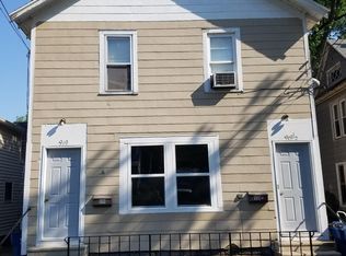 919 W 3rd St #1, Dixon, IL 61021