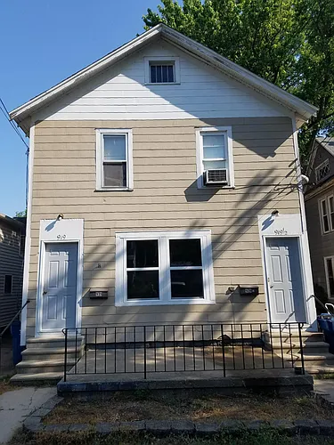 919 W 3rd St #2 Photo 1