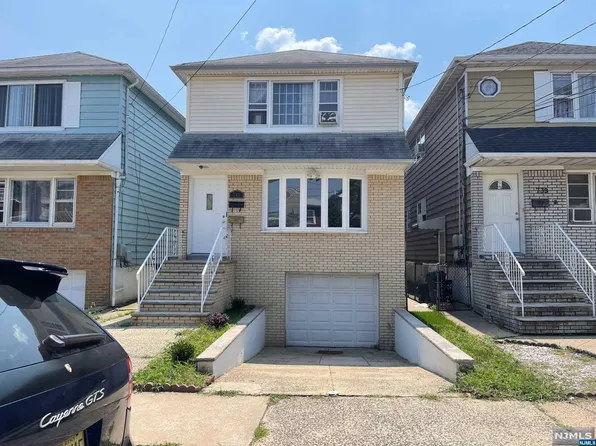 741 Cleveland Ave, Harrison, NJ 07029