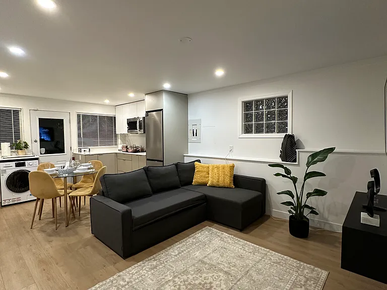 810 Burley Dr #13 — Photo 19