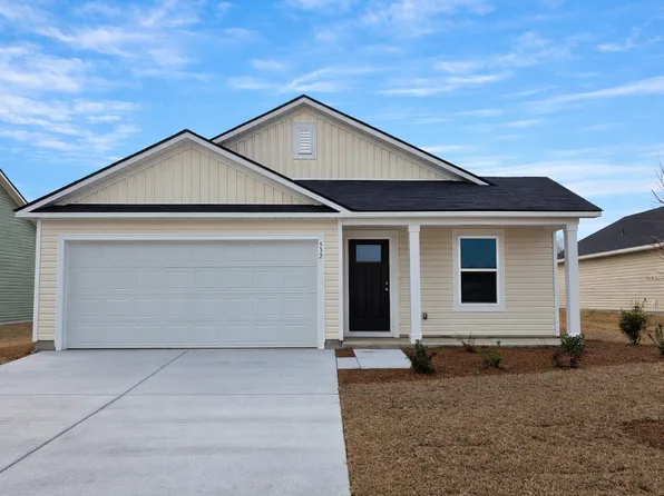 532 Runaway Train Dr, Loris, SC 29569