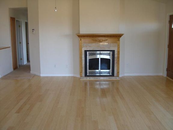 Bamboo Flooring Throughout Main Living Area - Gas FP