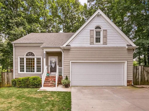 3400 Hickory Woods Ct, Greensboro, NC 27410