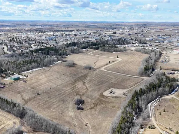 4803 Mitchell Dr, Drayton Valley, AB T7A 1V1