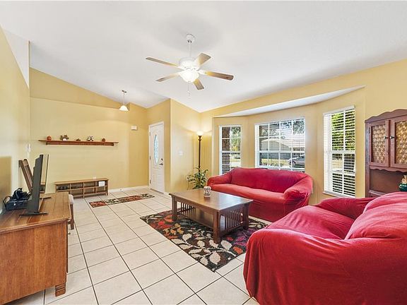 4th image of 5807 Sweetgum St