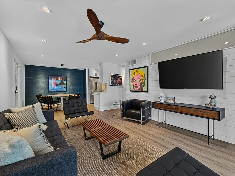 6515 Bay Club Dr #4 — Photo 20