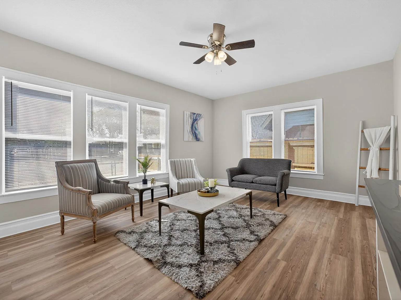 4 bed, 1303 sqft, $1,675 — Photo 3