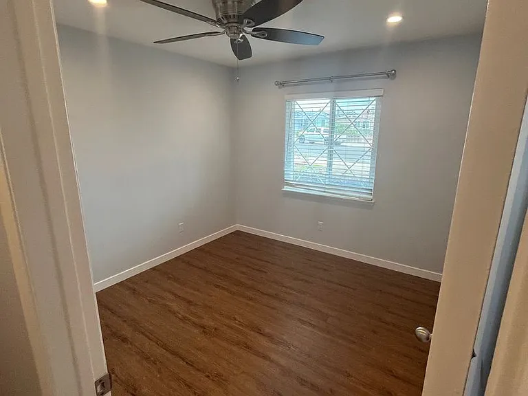 3534 Mount Abbey Ave — Photo 8