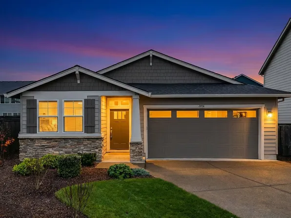 2074 S Ivy St, Cornelius, OR 97113