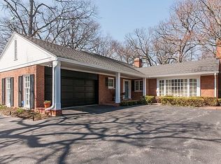 2775 Sheridan Rd, Evanston, IL 60201