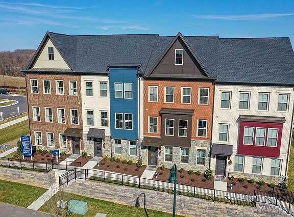 The The Seneca at The Grove Floor Plan, 3-5 BR, 3-4 BA, 2-Car Garage, Townhomes in MD, Craftmark Hom