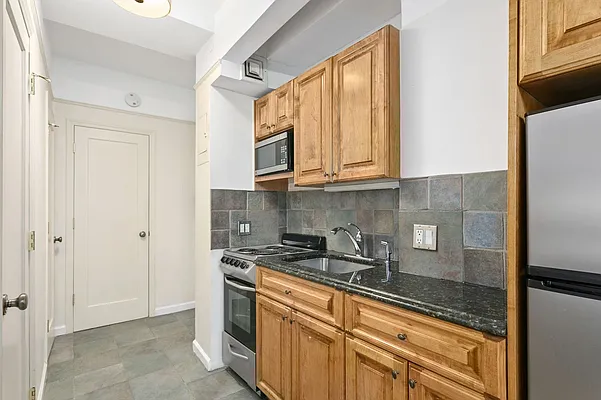 Sold by Citi Habitats | media 2