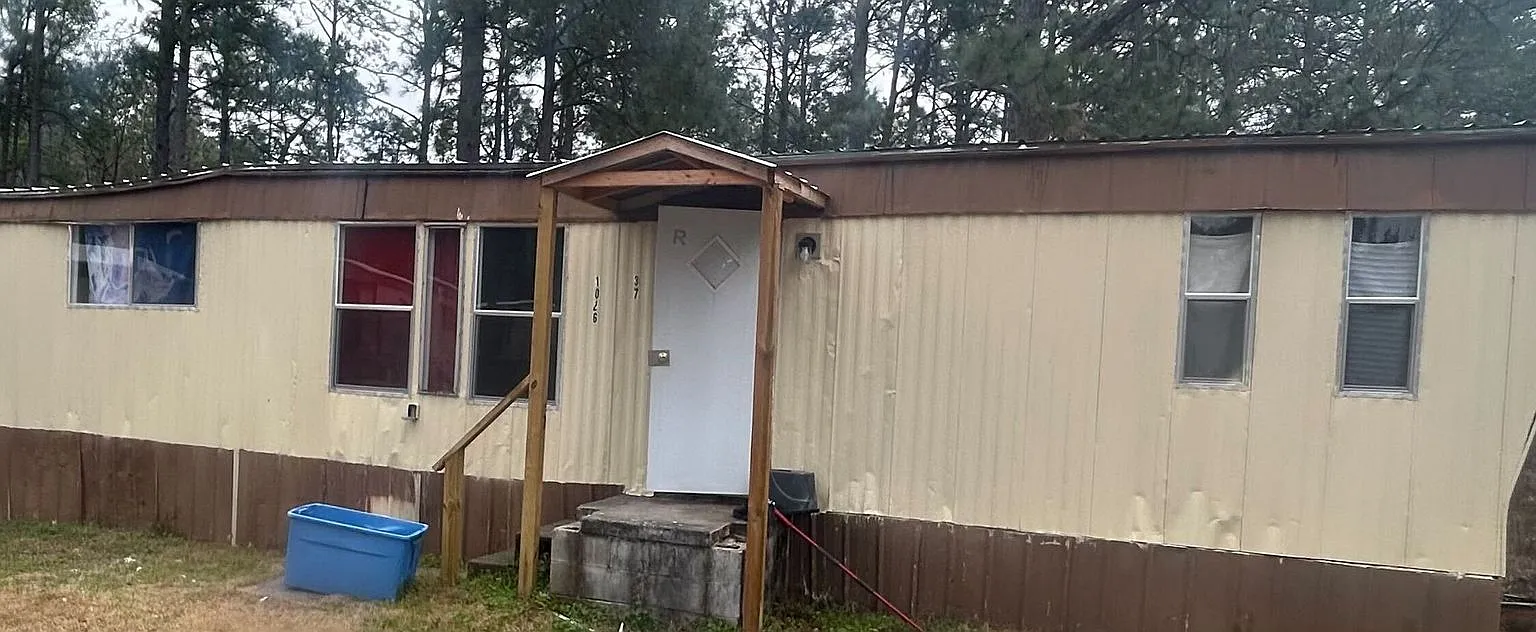 Section 8 Vouchers Apply Now! Rent this 2 Bedroom Home in Graniteville! — Photo 1