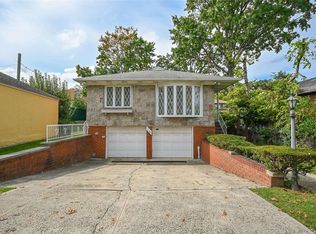 338 148th St, Flushing, NY 11357