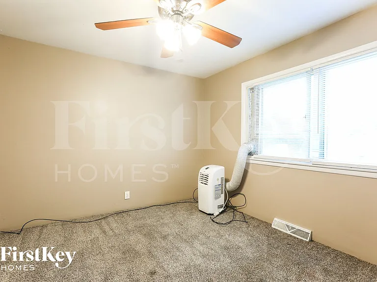 3008 S Scott Ave — Photo 11